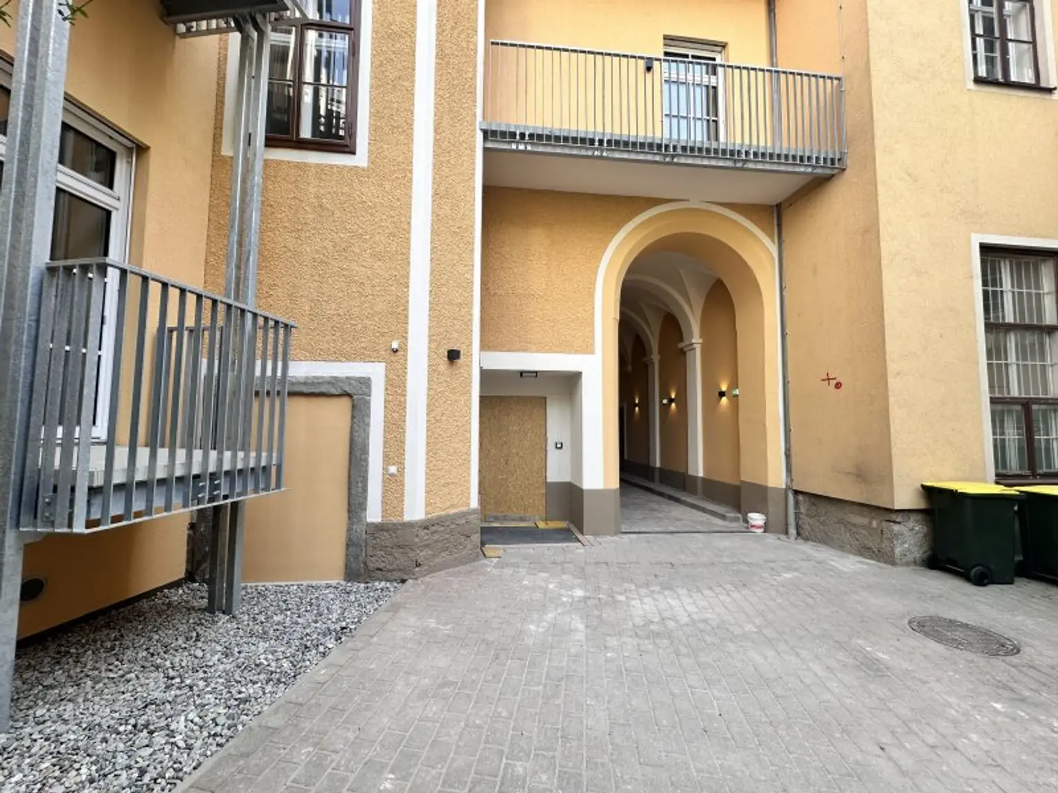 TOP Sanierte Wohnung im Dachgeschoss - Mit Schlossbergaussicht