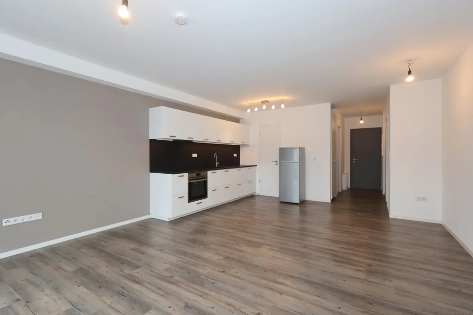 Küche, Ess- Wohnzimmer