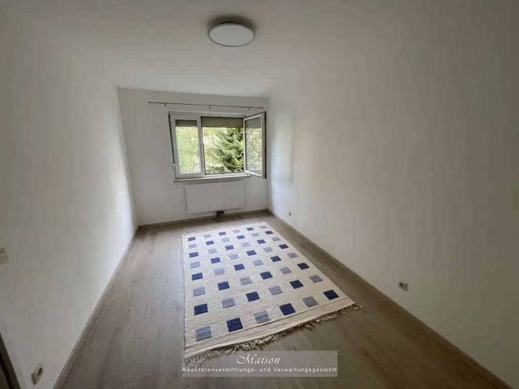 HOFGRÜNRUHELAGE - TRAUMHAFTE 2-ZIMMER-WOHNUNG IN TOPZUSTAND!