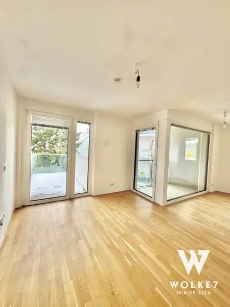 Wunderschöne 2 Zimmer mit 2 Aussenflächen | Ruhig & hell | gut aufgeteilt | U1 Kagraner Platz