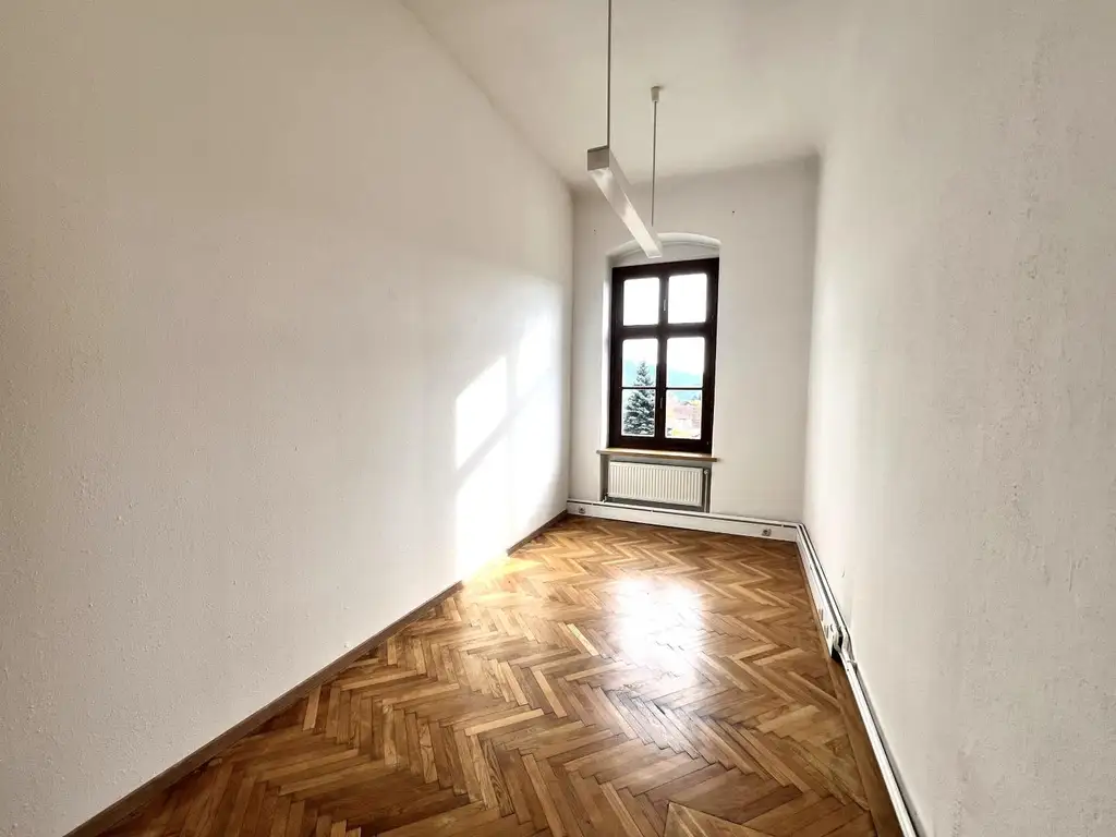 Stilvolle Altbauwohnung im Herzen von Pöggstall