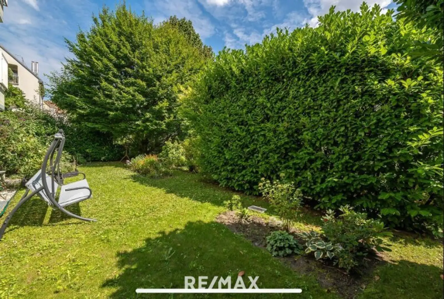 Gartenparadis- 3Zimmer- Garage