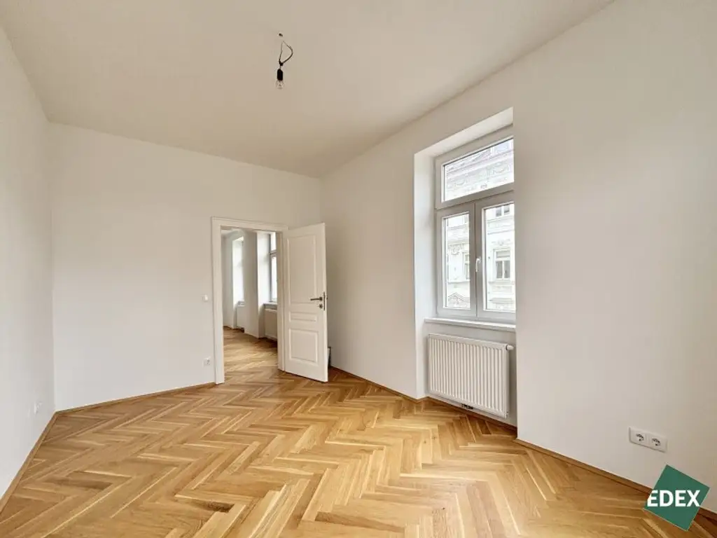 Sanierte 2 Zimmer Altbauwohnung nahe Schloss Schönbrunn - ideal für Singles oder Paare