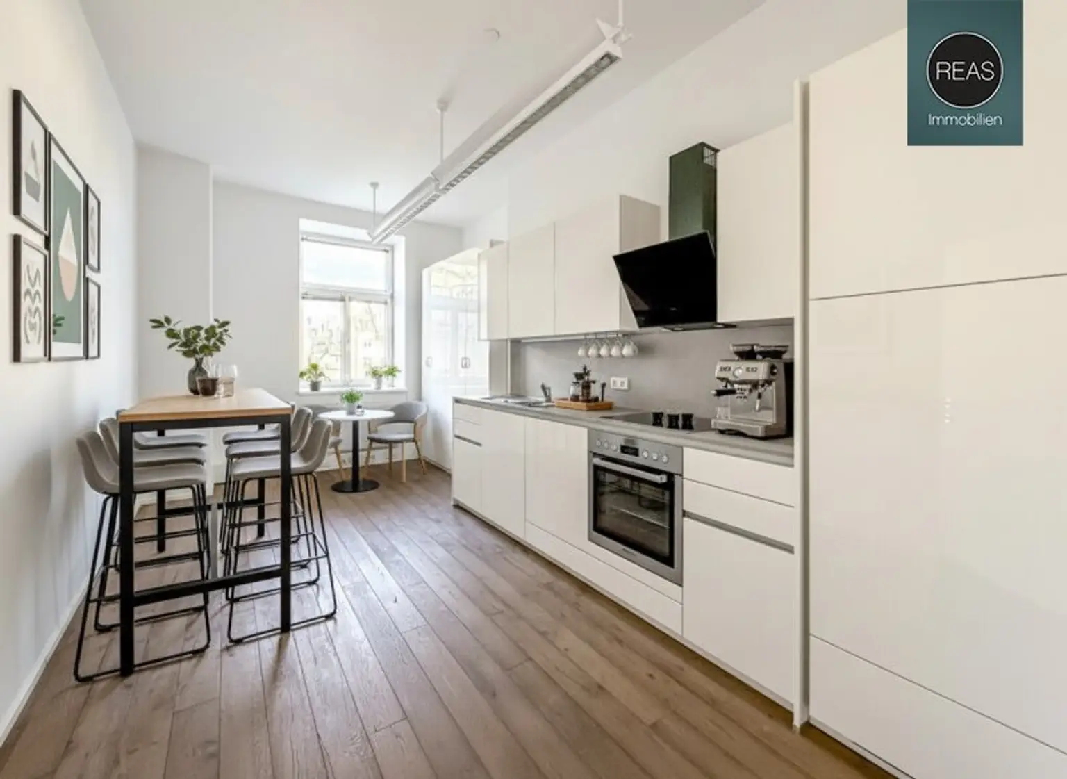 Modernes Büro mit Terrasse nahe Naschmarkt! Garage verfügbar!