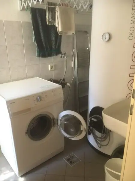 Schöne , möblierte , kleine Mietwohnung