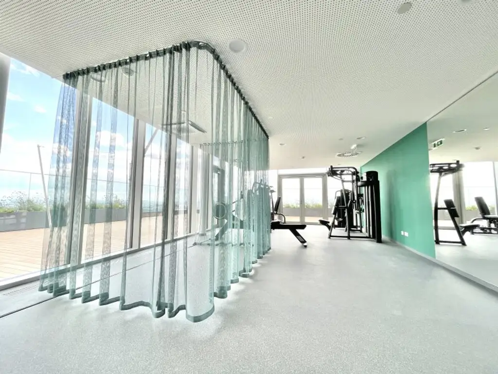 ***Grünblick im Viertel Zwei – Exklusives Wohnen über den Dächern Wiens - Infinity Rooftop-Pool - Panoramasauna - Fitnessbereich***