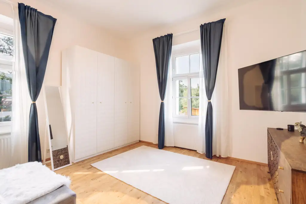 Historisches Herrenhaus mit vielfältigem Potenzial - nur 30 Minuten von Graz