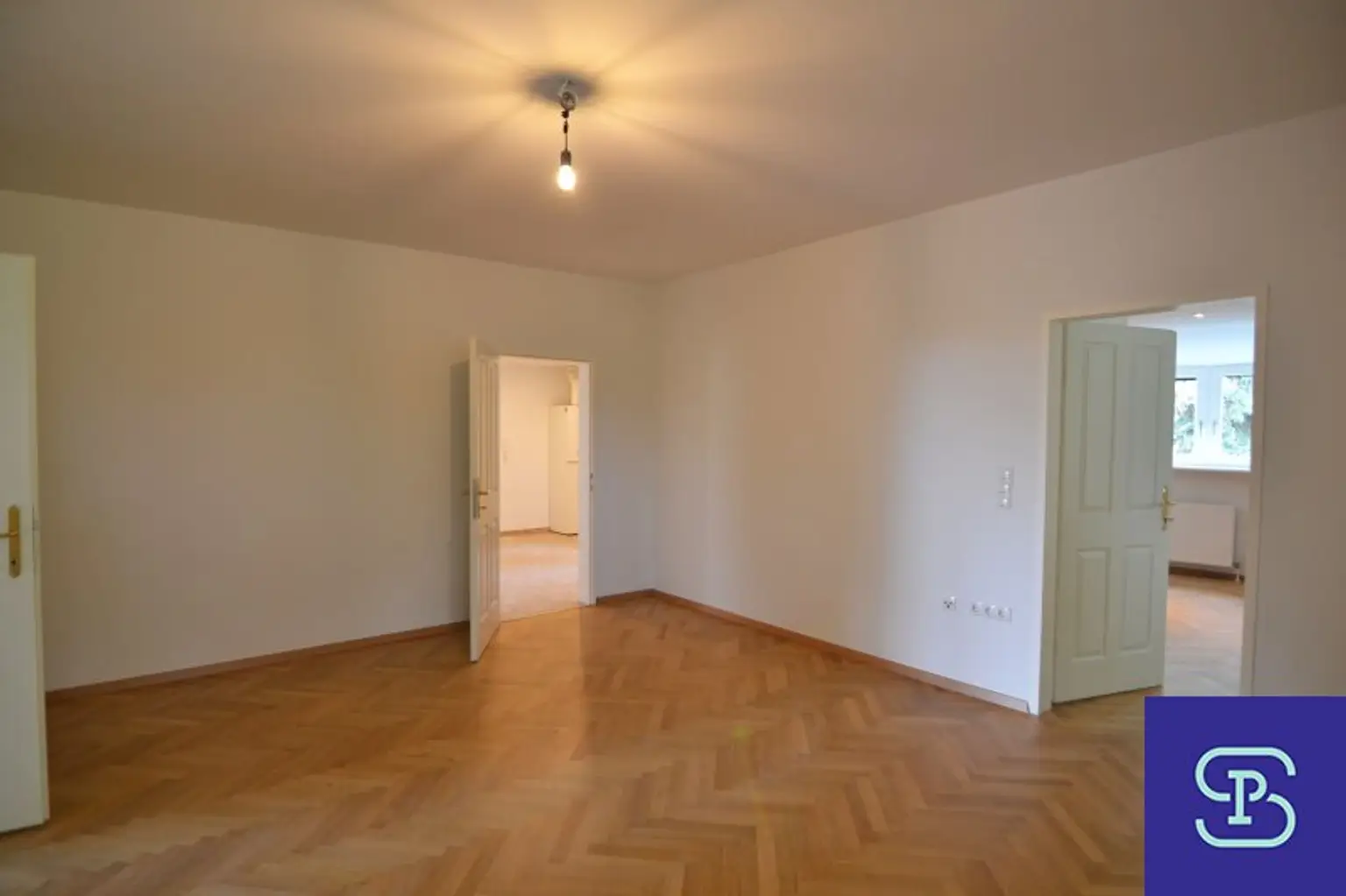 Sanierte 109m² DG-Wohnung mit Galerie Nahe Lainzer Tiergarten - 1130 Wien