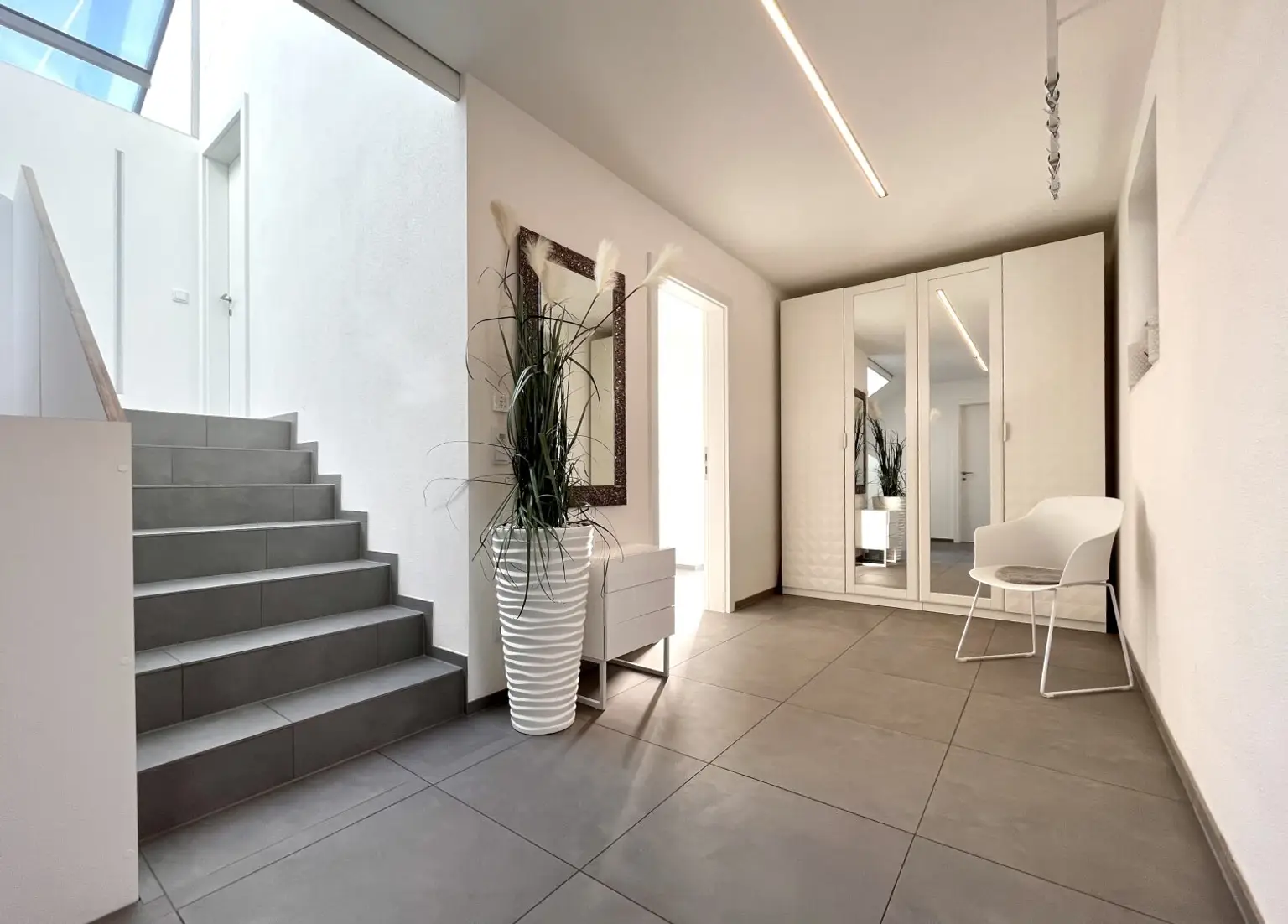 Modernes Architektenhaus mit Seeblick