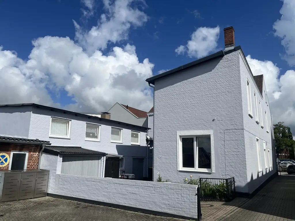 Provisionsfreies Wohn- und Geschäftshaus