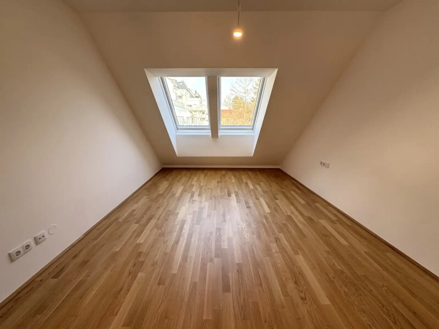 WOHNEN UND GENIESSEN IM SÜDWESTEN VON WIEN! PERFEKTE INFRASTRUKTUR – NÄHE SCHÖNBRUNN!