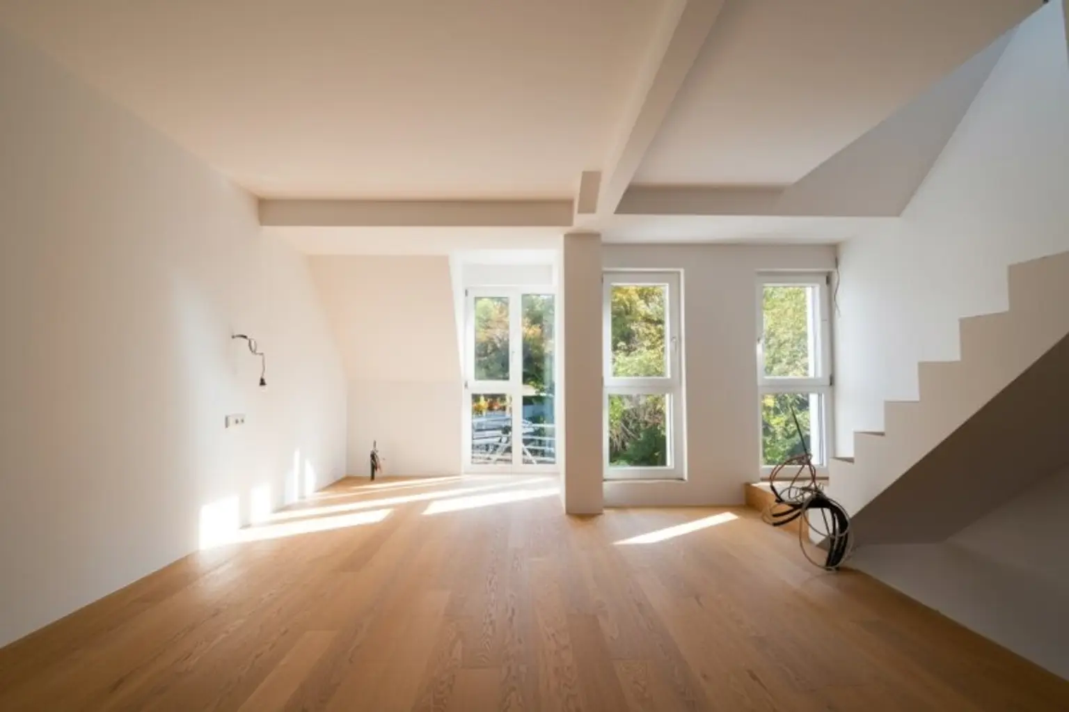 THE UNIQUE HILL SIDE RESIDENCES