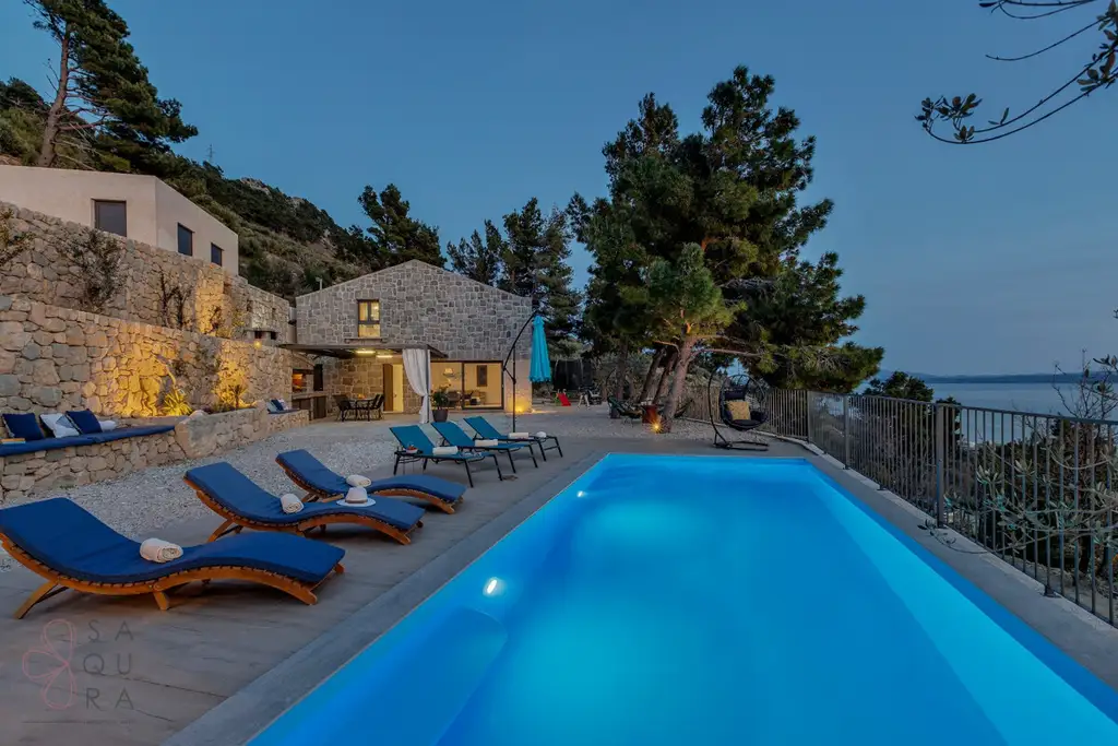 Stone Mansion Makarska – Mediterrane Eleganz mit Investitionspotenzial