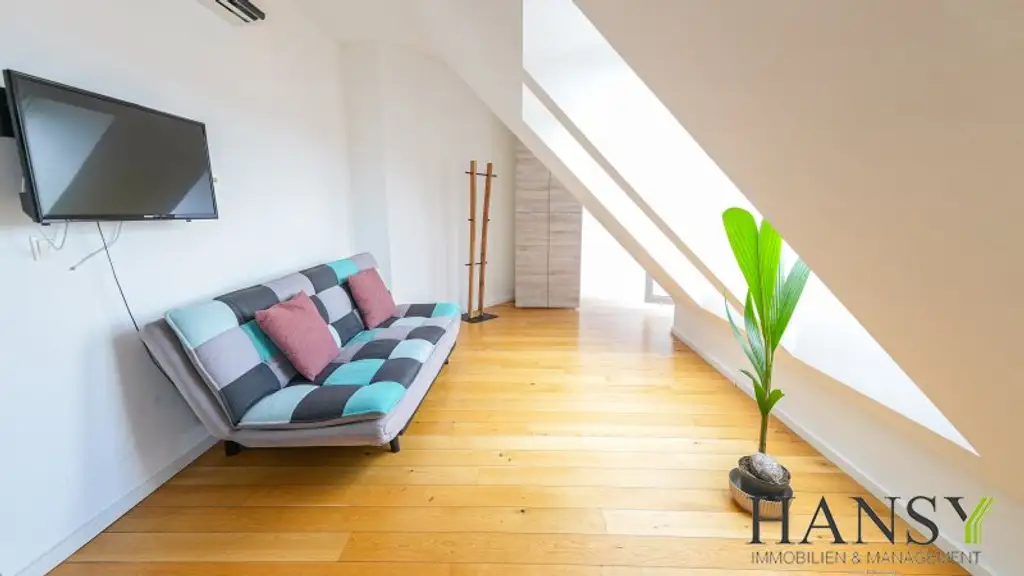 Voll möblierte Maisonette mit großer Terrasse & viel Platz – Dachgeschosswohnung in Toplage!