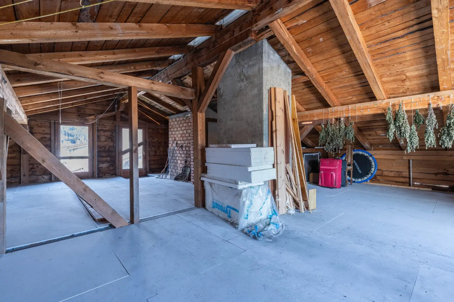 Dachboden - ausbaufähig