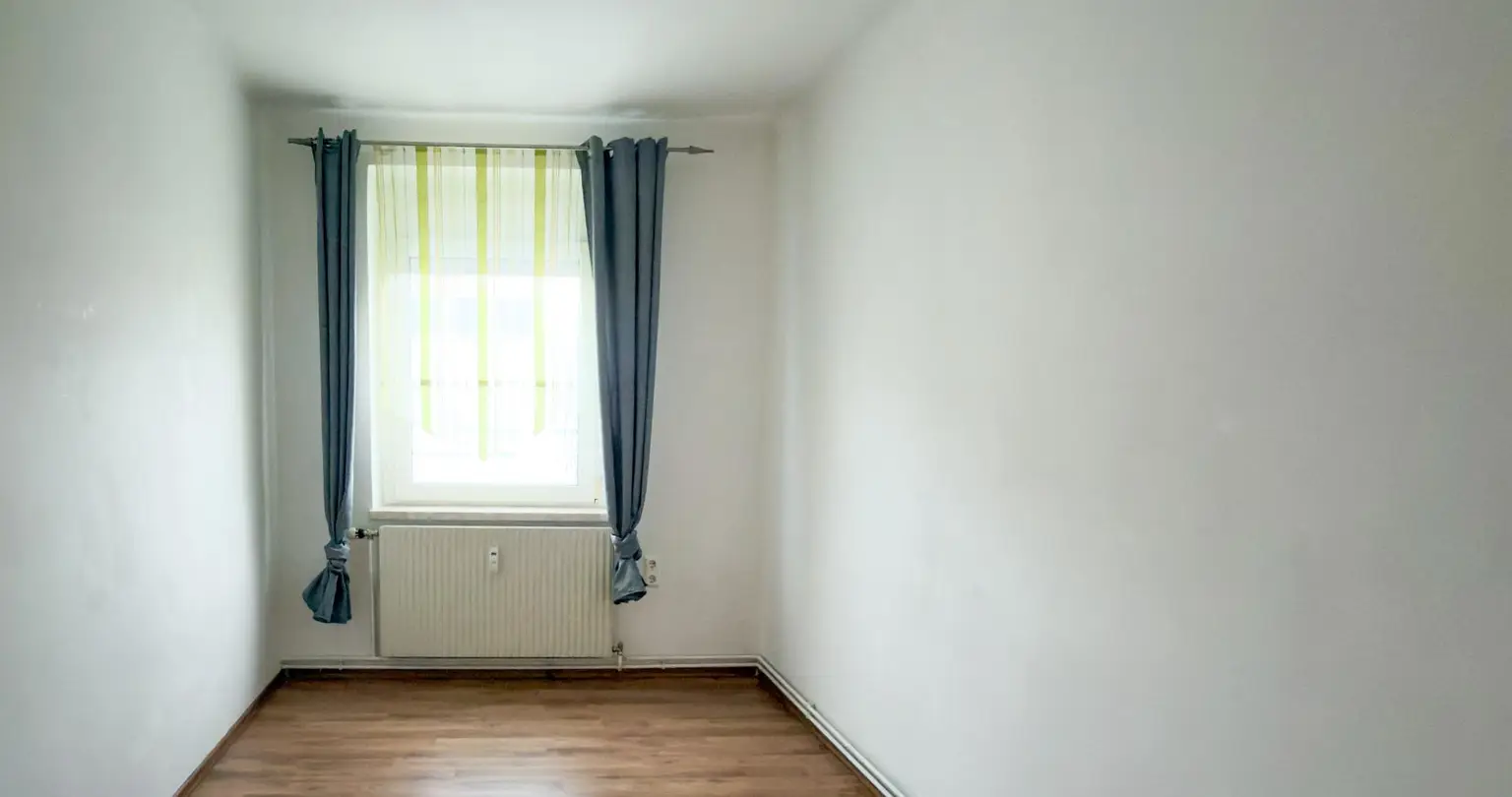 Modernisierte Erdgeschosswohnung mit zwei Balkonen, Gartenmitnutzung & durchdachtem Grundriss