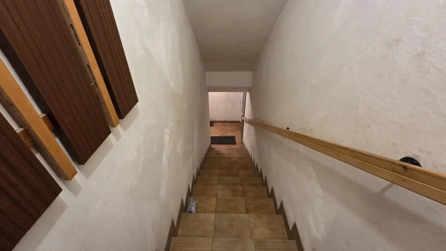 Geräumiges Einfamilienhaus in Silberwald mit Pool, Photovoltaikanlage und KFZ Garage – Ihr neues Zuhause wartet!