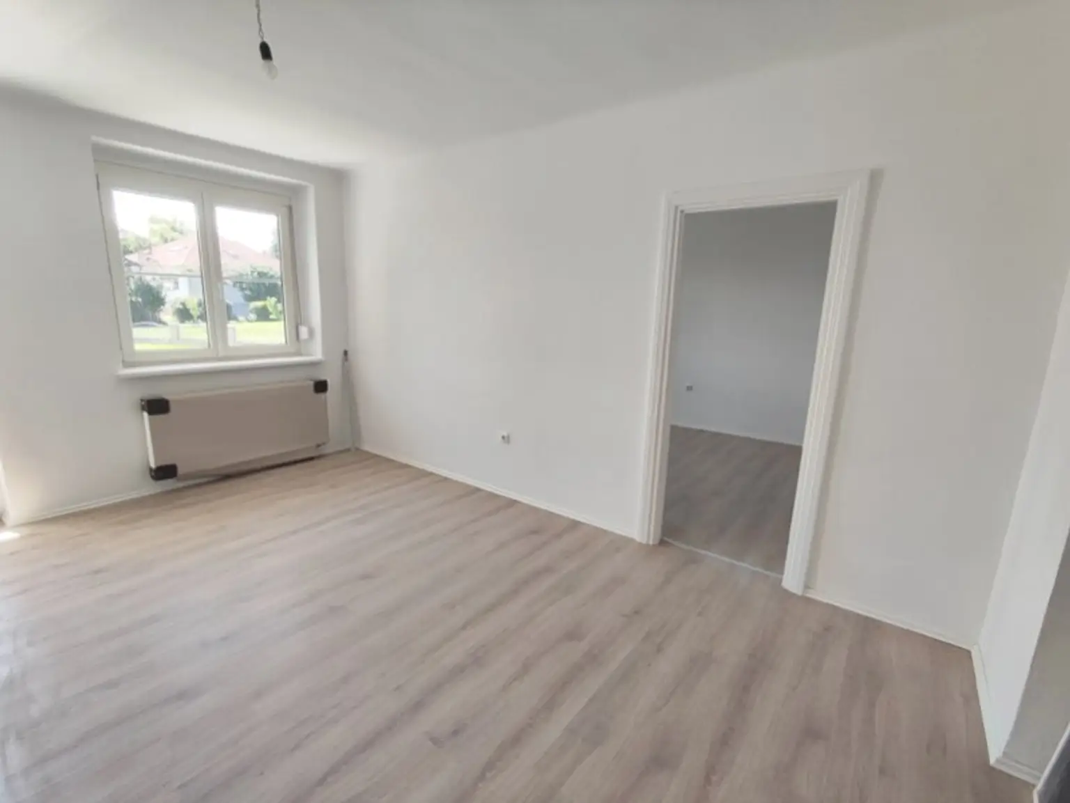 Traumhafte, frisch renovierte Eigentumswohnung mit 2 Balkonen in Siegendorf – Ihr neues Zuhause!