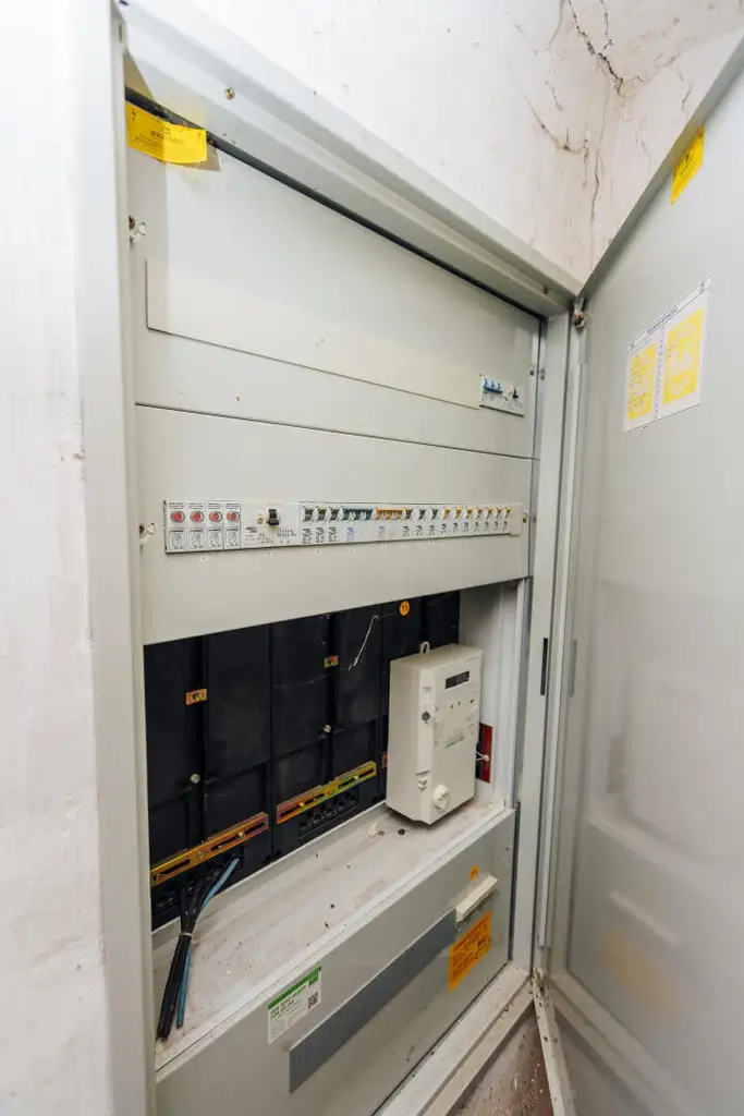 Baugrund mit altem Gebäude und Bauerwartungsland mit Weganteil im Zentrum von Hengsberg