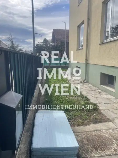 Sehr schönes Einfamilienhaus mit großen Garten im 23. Bezirk!!! 360° - 3D Besichtigung!!!