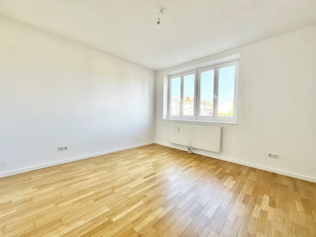 TRAUMHAFTE NEUBAUWOHNUNG IN GRÜN-RUHELAGE | HELLE 4 ZIMMER MIT BALKON | TOPLAGE