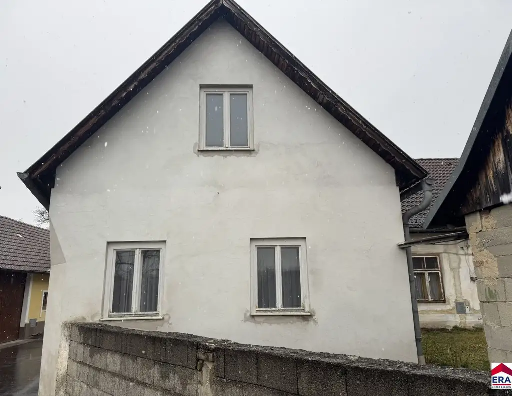 Charmantes Sanierungsprojekt: Geräumiges Haus in 3491 Wiedendorf mit 6 Zimmern!
