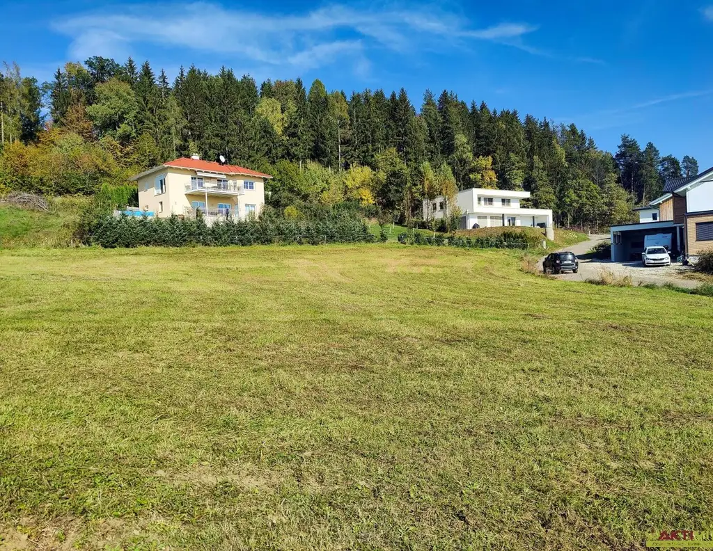Neuer Preis! - Wohn-Baugrund in erhöhter Lage in Großbuch. - 10 Minuten nach Klagenfurt. - Traumhafte Lage für ihr Haus.