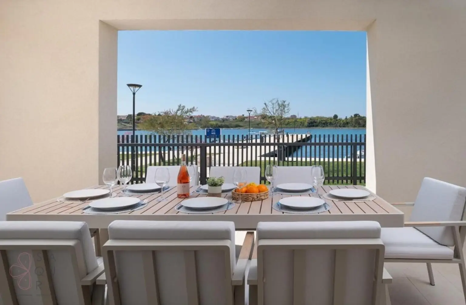 Prime Seafront Villa bei Zadar –Exklusivität am Meer mit Renditepotenzial
