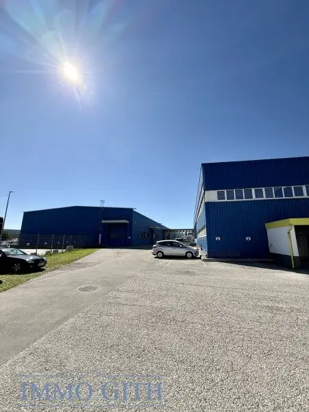 891 m² Lagerhalle in 1230 Wien (Talpagasse) zu mieten! – 2 Sektionaltore, U6 & Autobahn-Nähe, videoüberwacht
