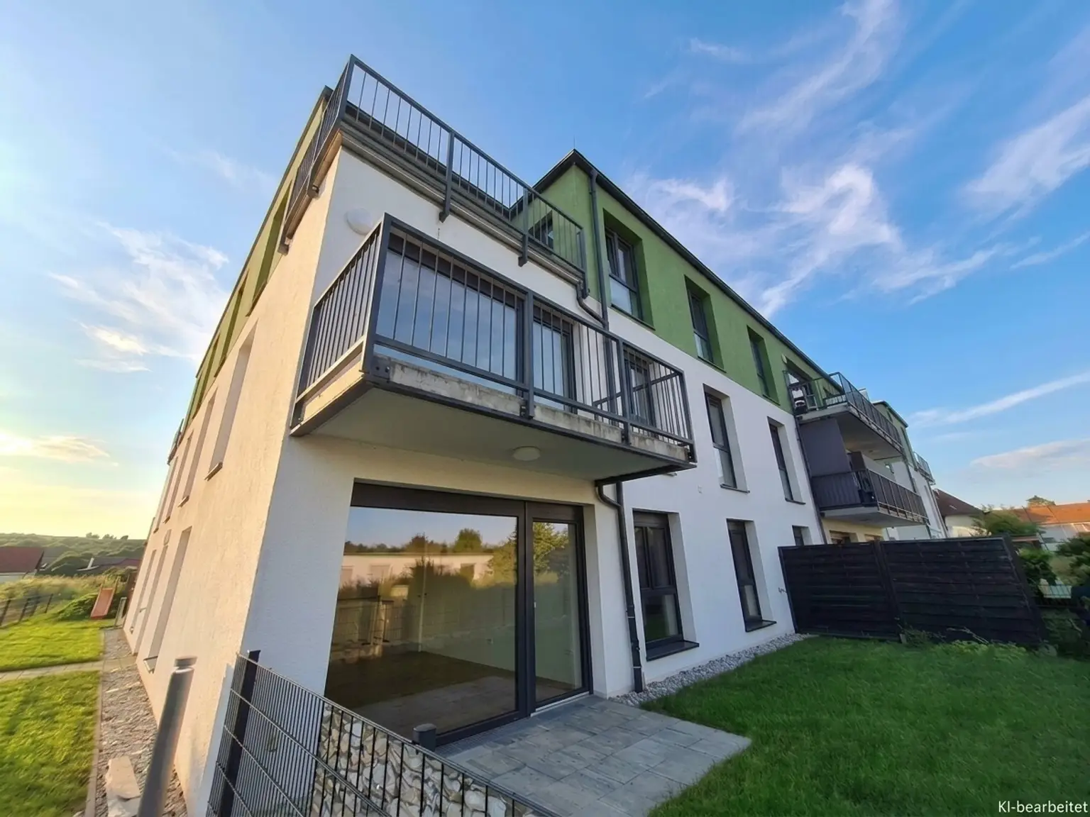 Neubau: Besonders attraktive 3-Zimmer Wohnung mit Balkon
