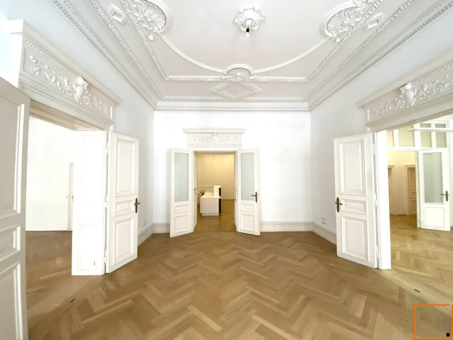 Repräsentatives Altbaubüro bei Schottentor und Votivkirche
