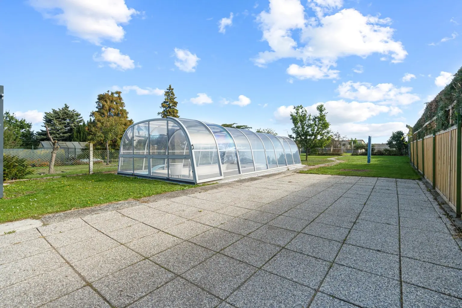 "Charmantes Haus, sanieren und dabei neu gestalten, mit großem Garten"