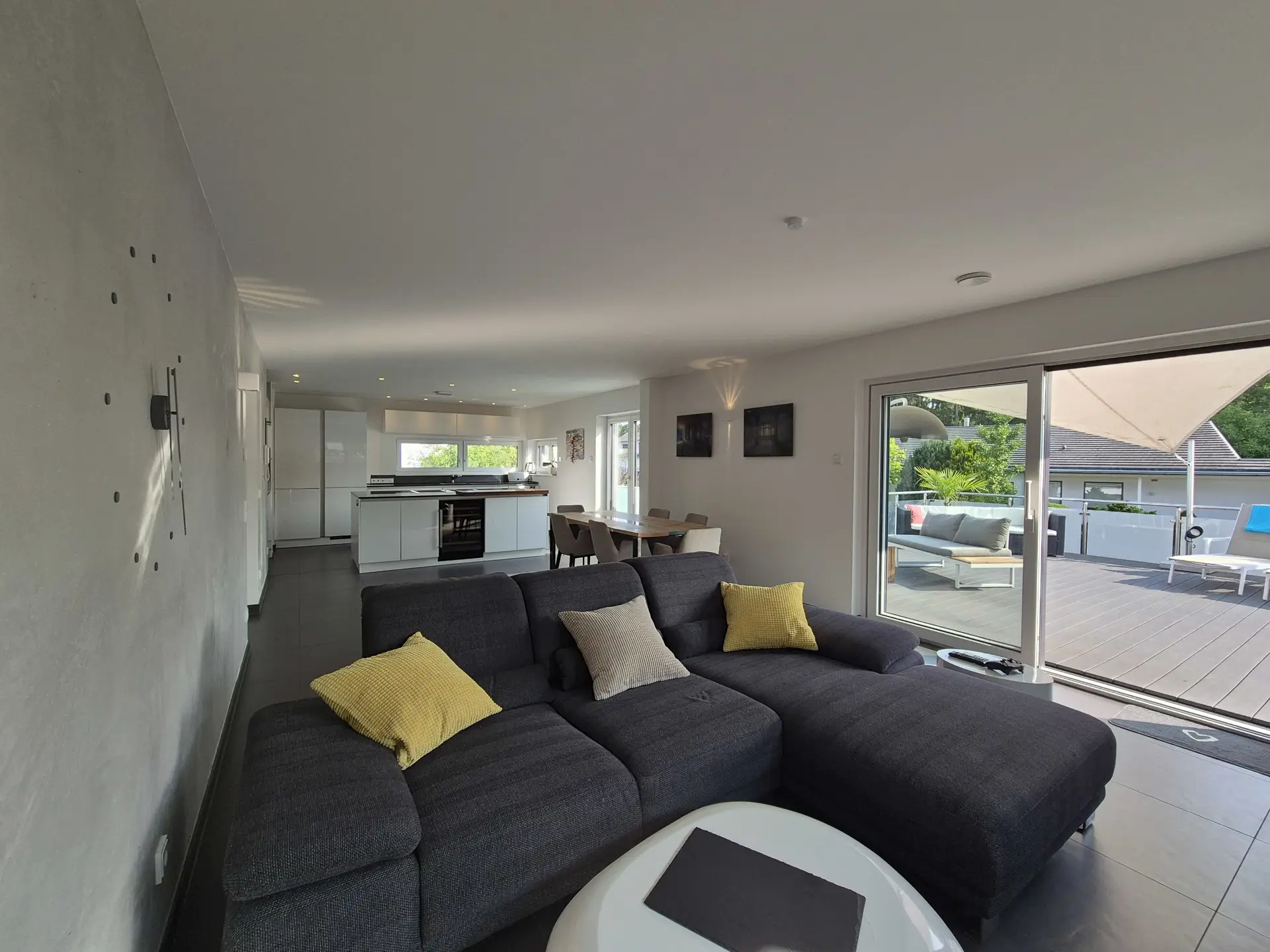 Wohnzimmer Ansicht 1