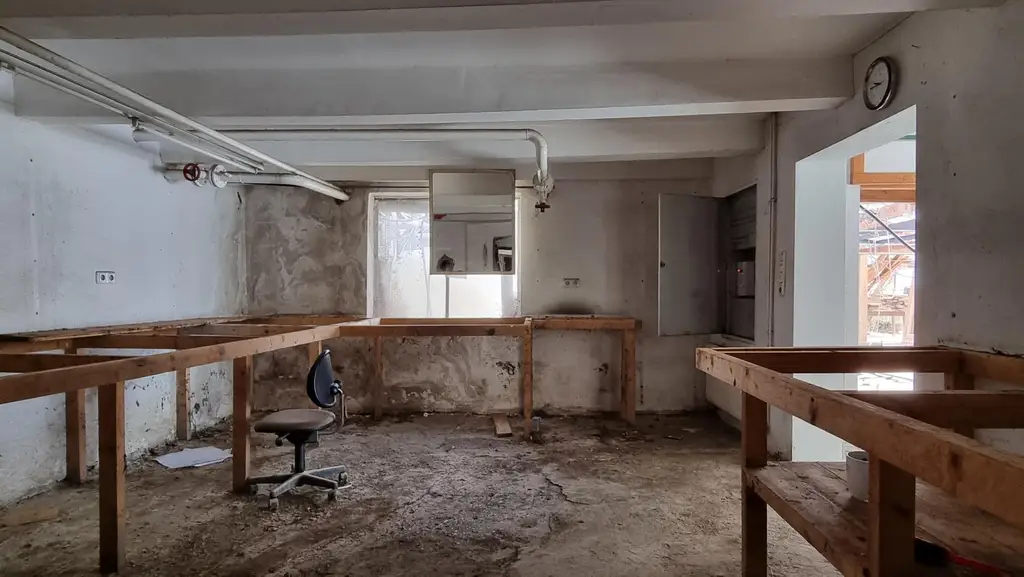 Grundstück mit alter Gärtnerei und Altbestand