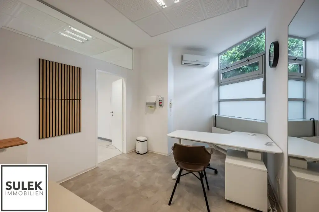 Ihr neuer Unternehmenssitz: Modernes Büro/ Praxisgebäude in Mödling mit Top-Anbindung