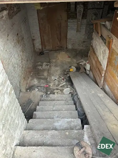 Große Werkstätte im 15. Bezirk