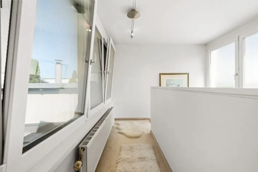 Seltenes Atriumhaus in 1220 mit KFZ Stellplatz