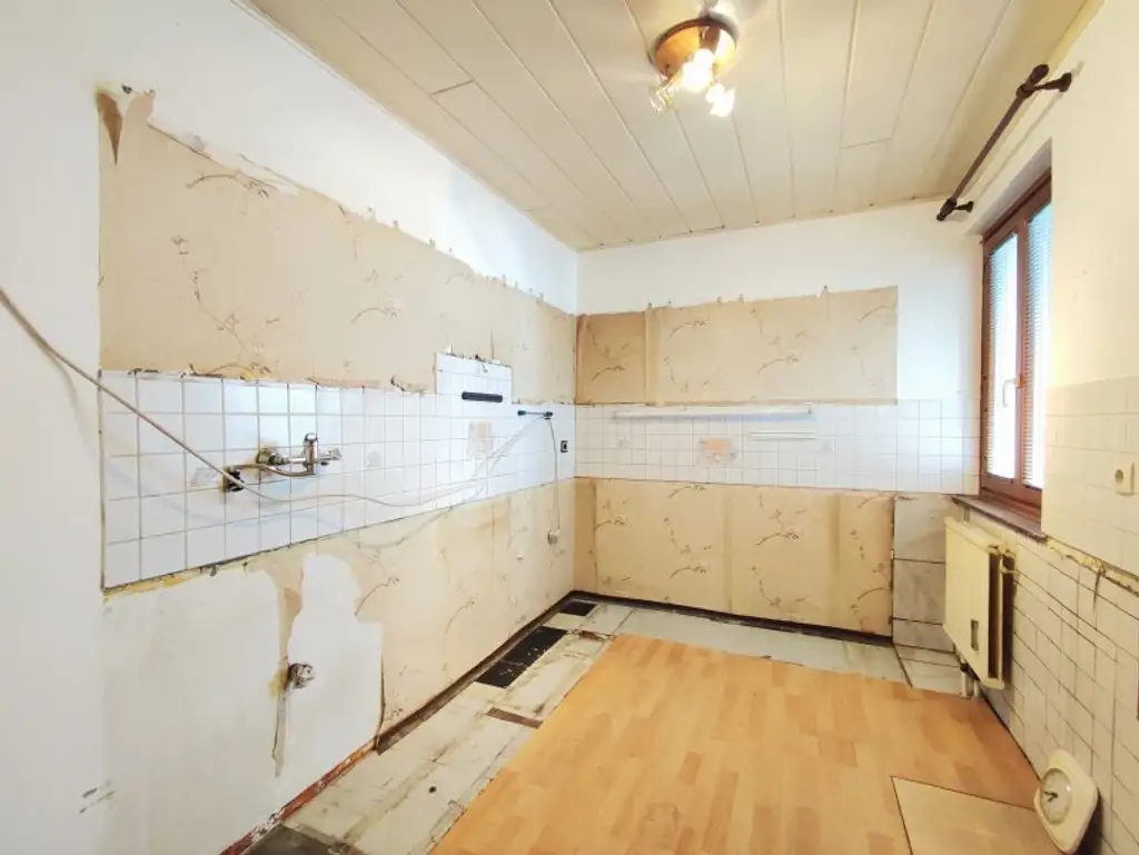 BLICK INS GRÜNE - 2 Zimmer mit Loggia direkt bei der U6