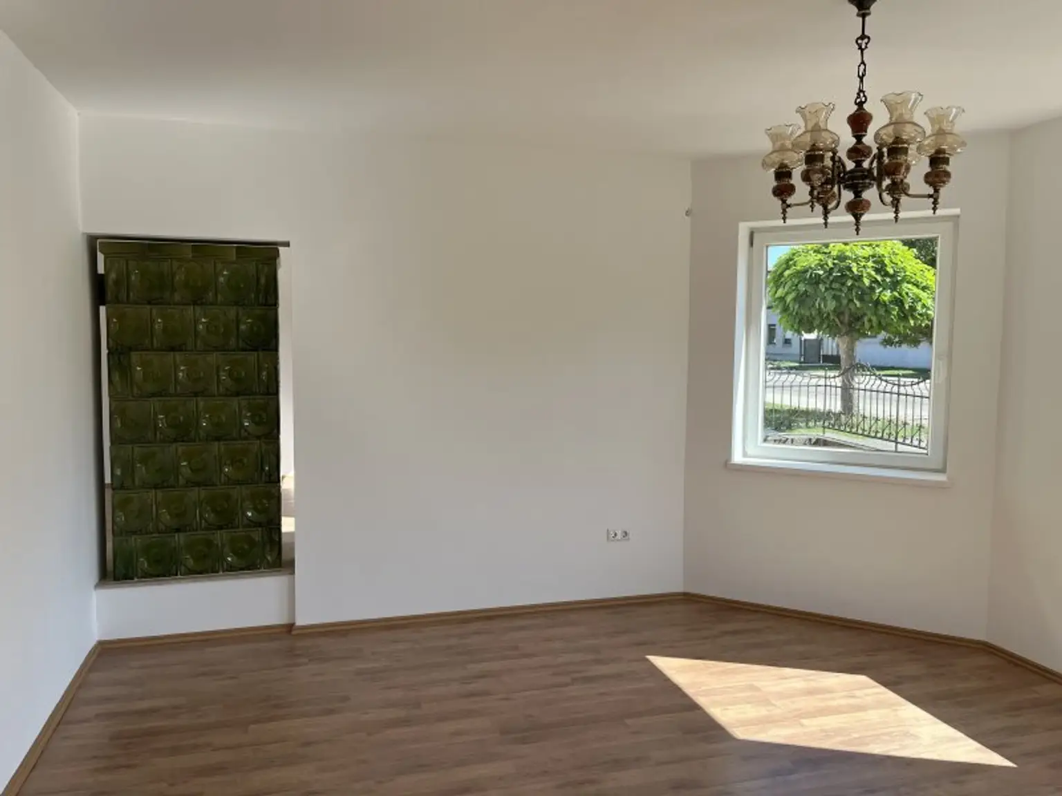 +++Traumhaus mit ländlicher Eleganz – ein geschmackvoll gestaltetes Einfamilienhaus im Herrenhausstil im Herzen von Lövő!+++