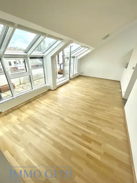 DACHGESCHOSSJUWEL MIT SPEKTAKULÄREM WIENBLICK - UNBEFRISTET & PROVISIONSFREI ZU MIETEN!