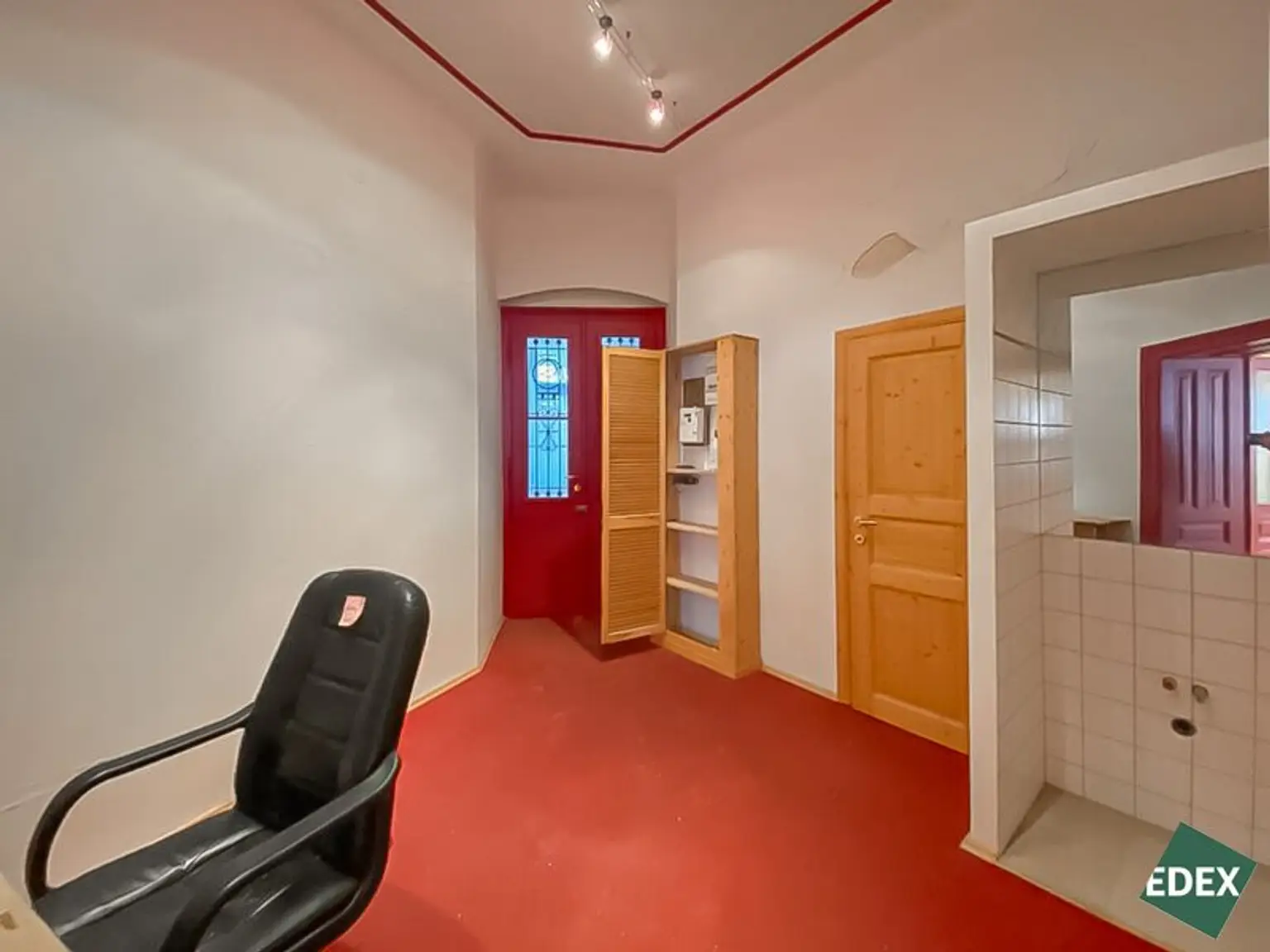 Freundliches Geschäftslokal in U-Bahn Nähe