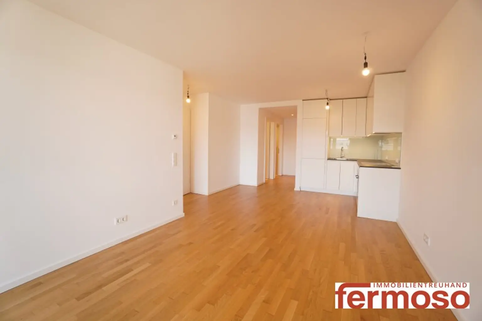Charmante 2-Zimmer-Wohnung mit Loggia – Pazmanitengasse, 2. Bezirk