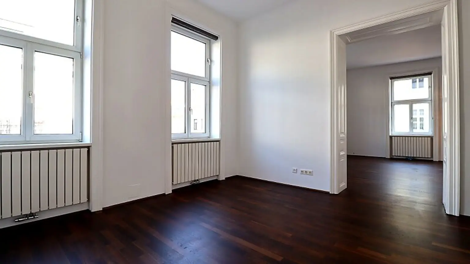 Schlafzimmer_Blick Wohnzimmer