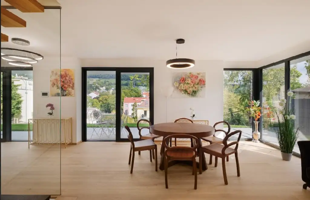 ERSTBEZUG! LUXUS VILLA 1190 MIT DEM WEITBLICK AUF DIE DÖBLINGER WEINBERGE!