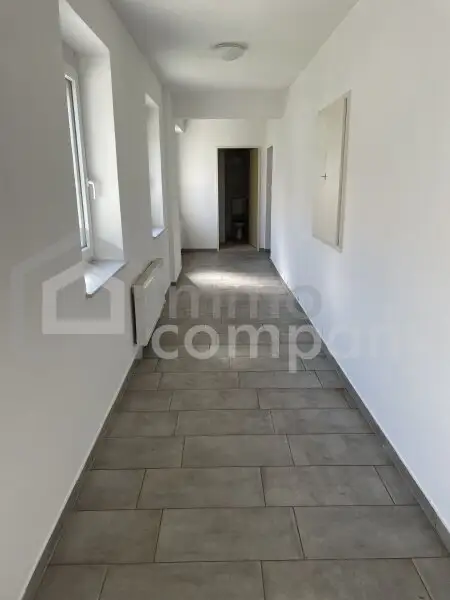 Ursprünglicher Dreiseithof in ruhiger Lage in Jennersdorf