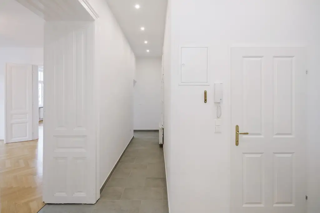 Sehr gepflegte 2 Zimmer Altbauwohnung in sehr guter zenraler Lage von Döbling!