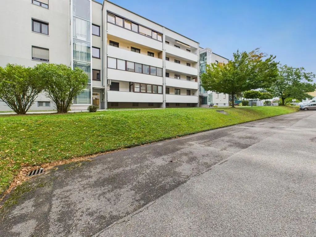 Helle 3-Zimmer Wohnung mit Loggia in Bestlage von Wels