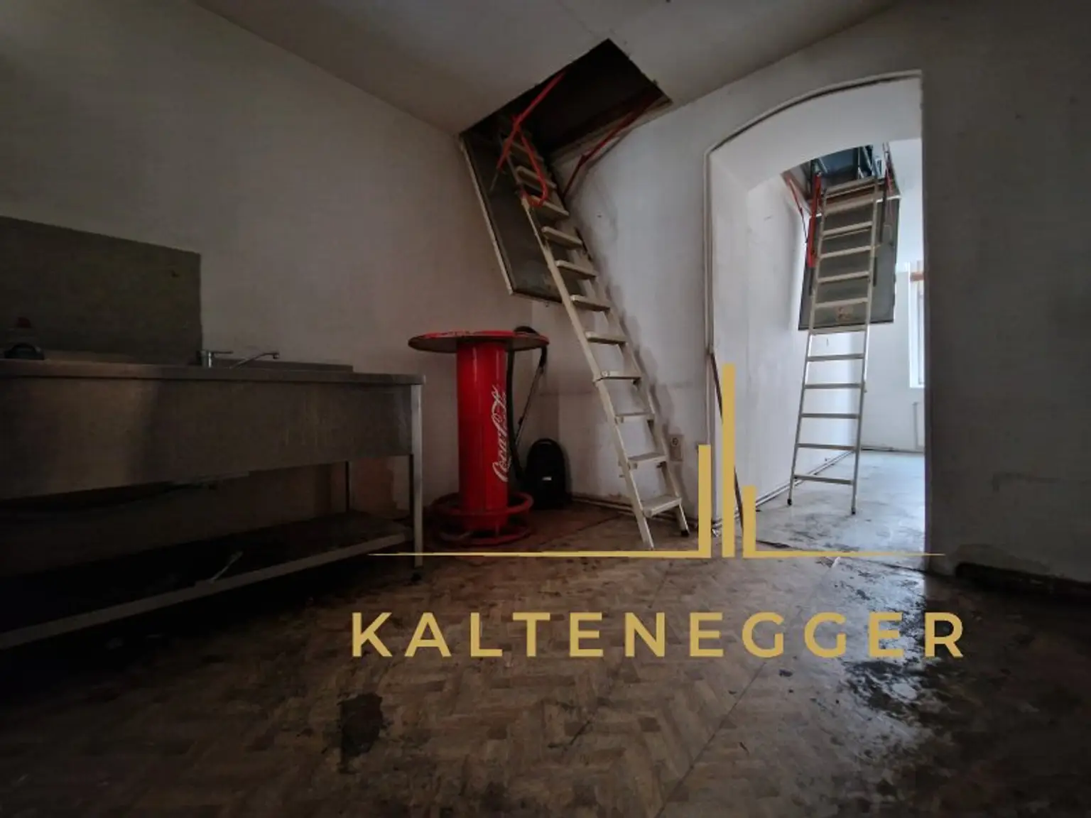 "Küche" ca. 7 m² mit Aufstieg zur weiteren Staumöglichkeit