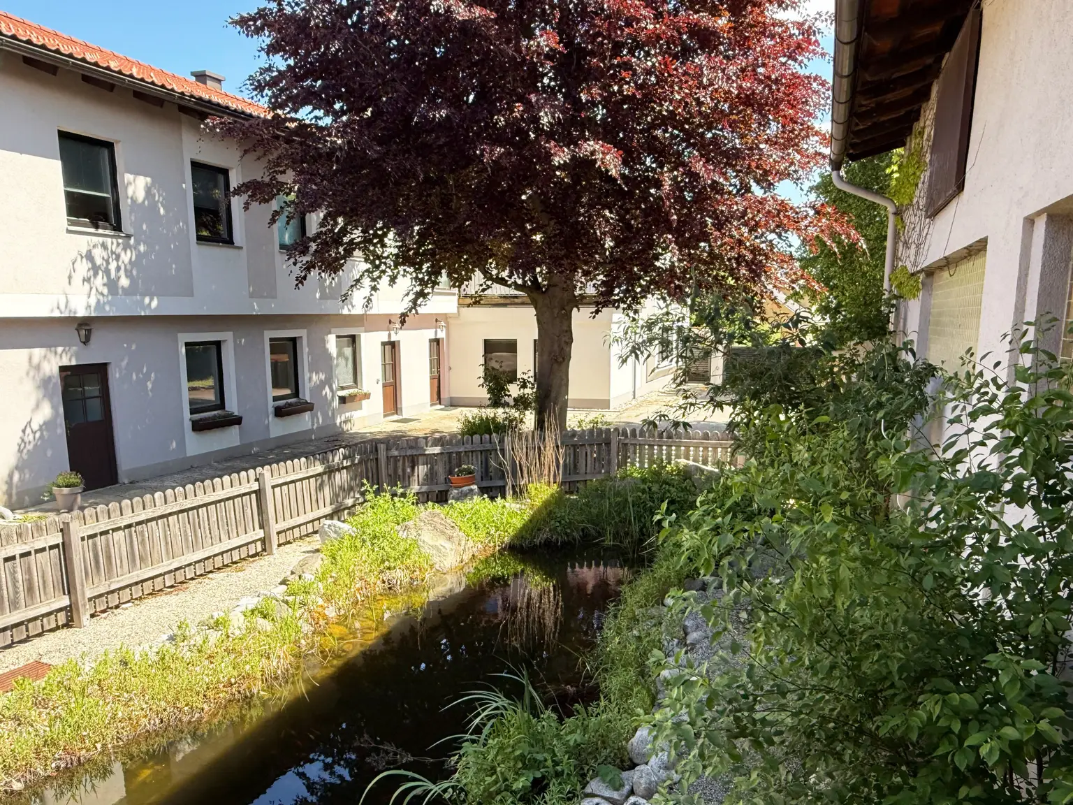 Blick gen Top 6 aus Innenhof