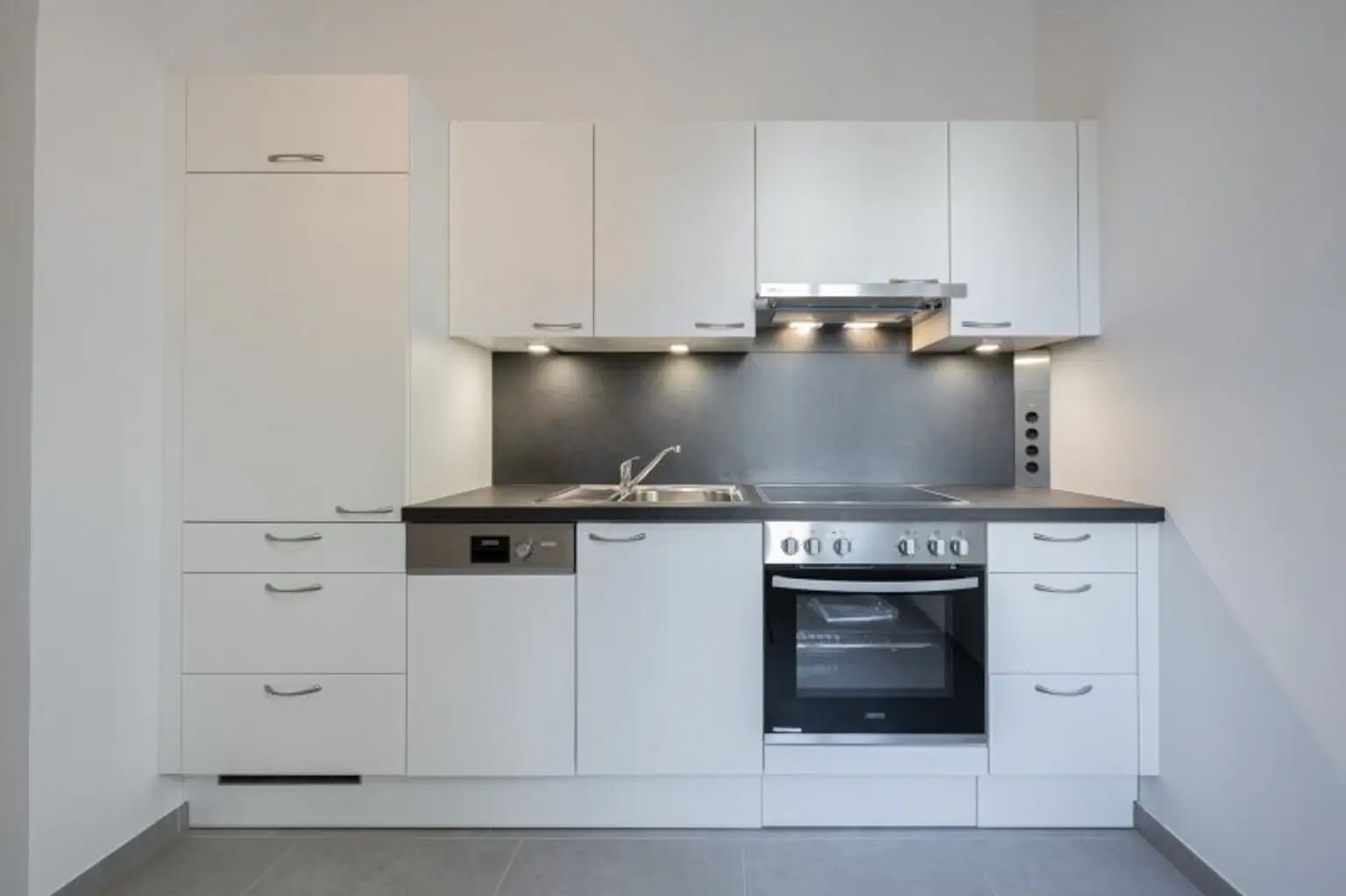 Küche mit Raum für Essplatz